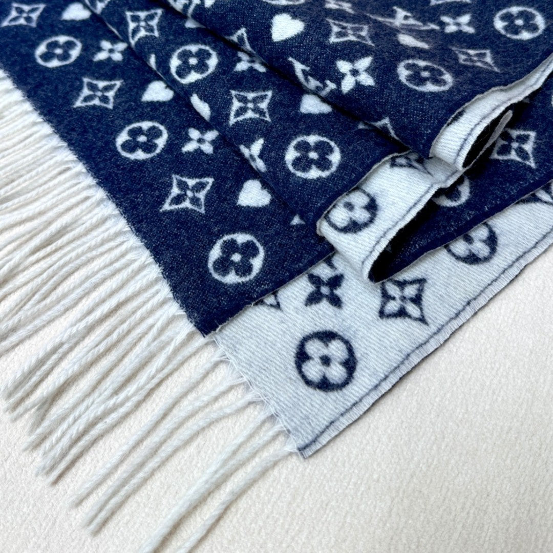 Top quality knitted cashmere scarf