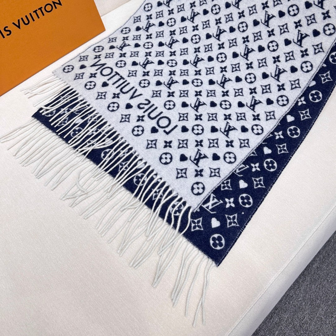 Top quality knitted cashmere scarf