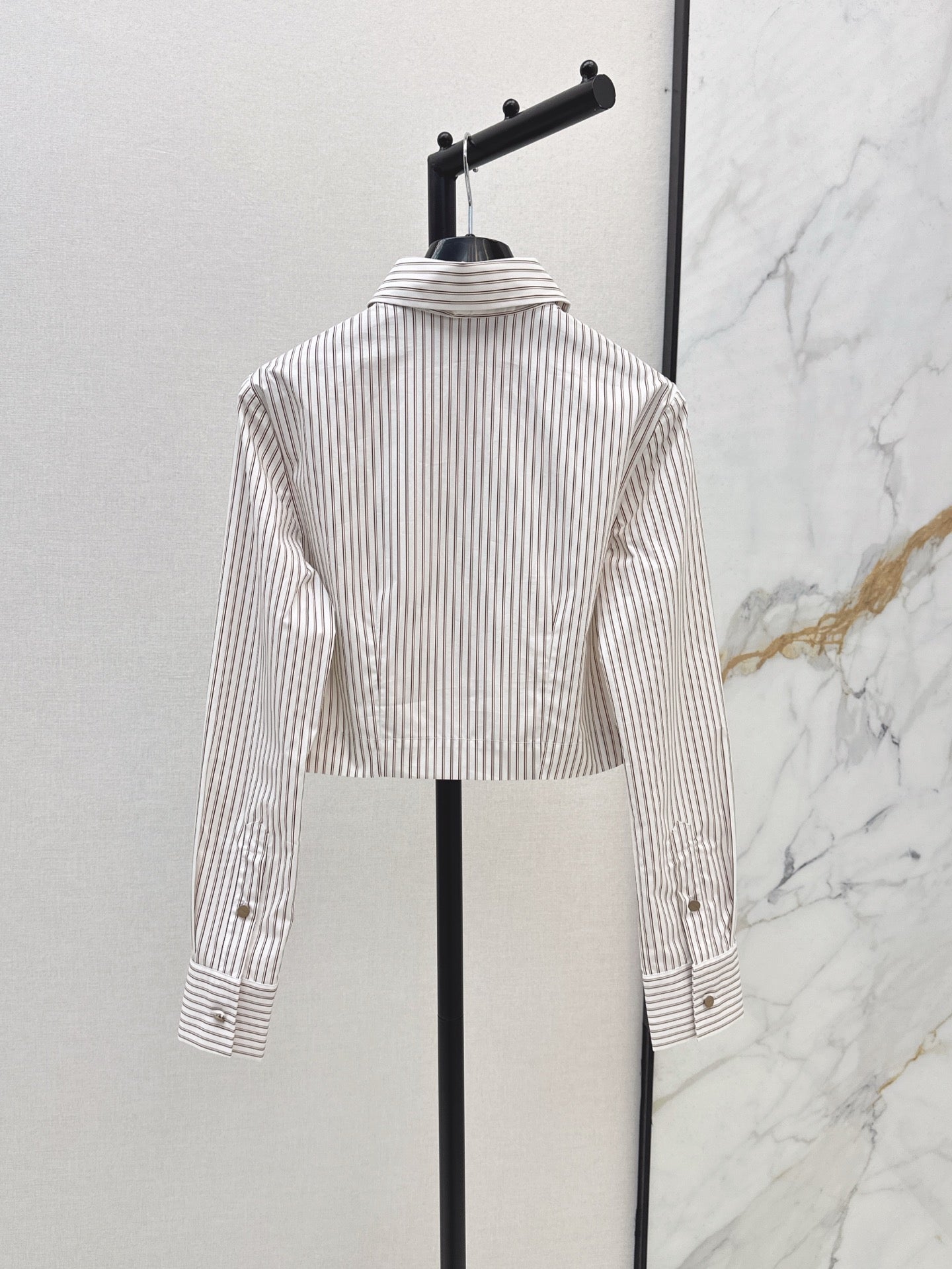 Fd* 25ss crop shirt