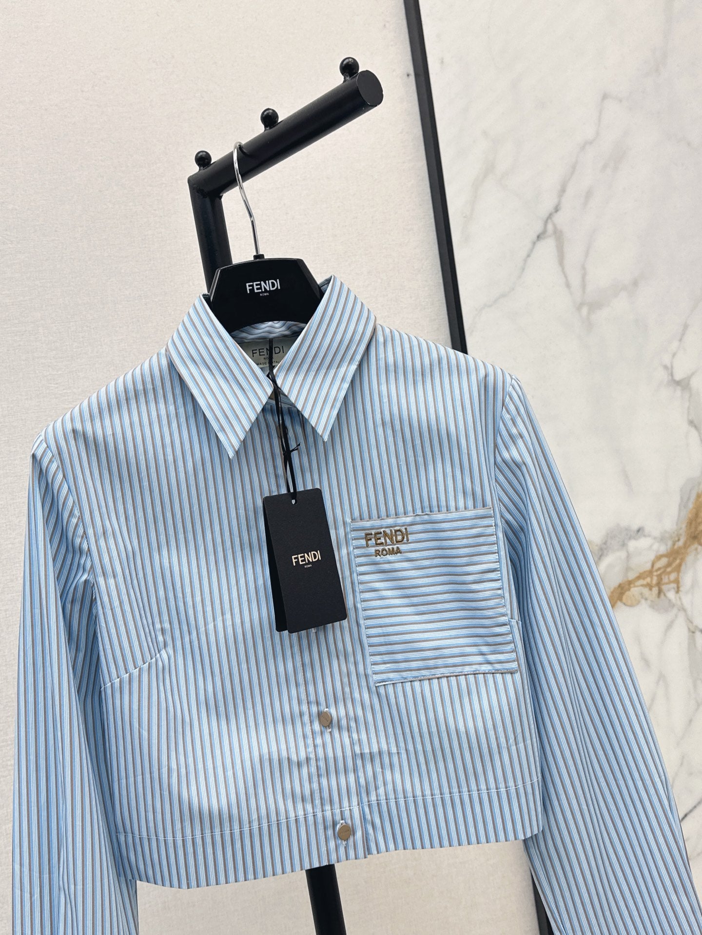 Fd* 25ss crop shirt