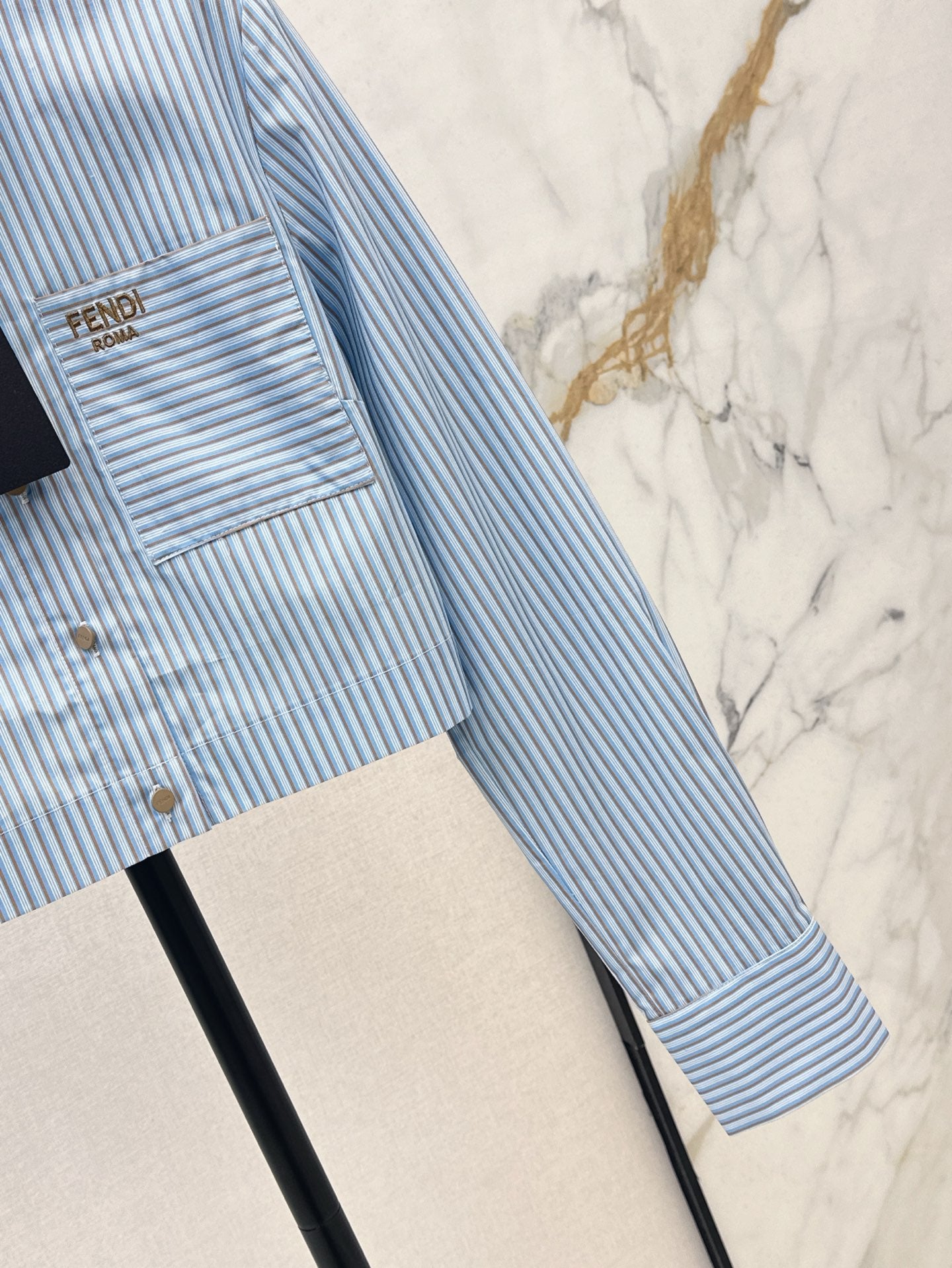 Fd* 25ss crop shirt
