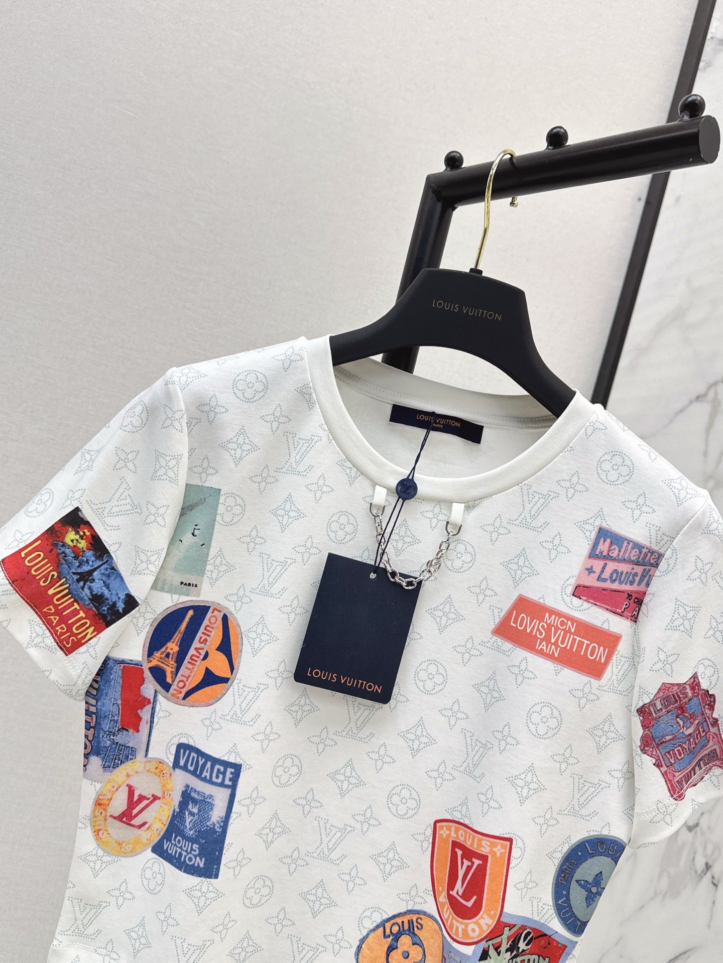 Loui* 25ss Patch print crop top