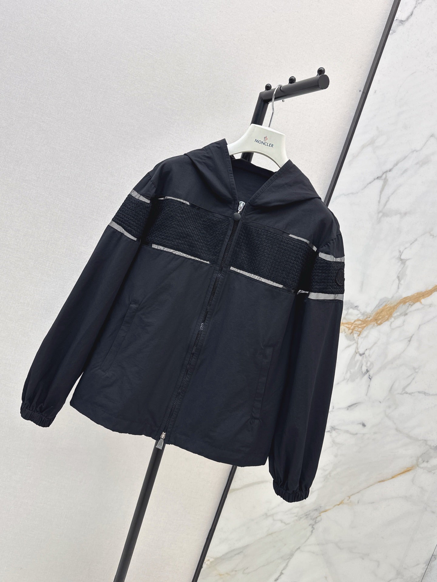 Monc* 25ss Embroidered Hooded Jacket