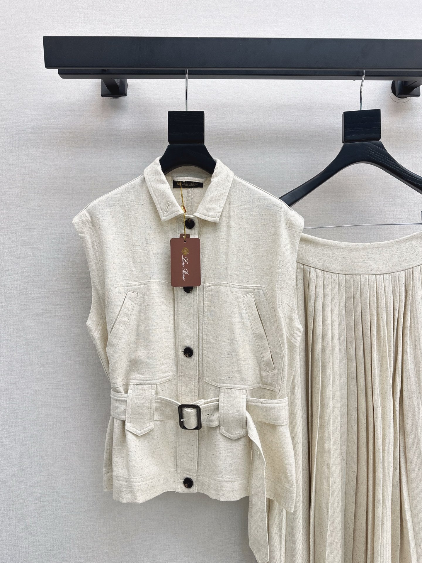 Lor*P belted vest + pleated skirt set