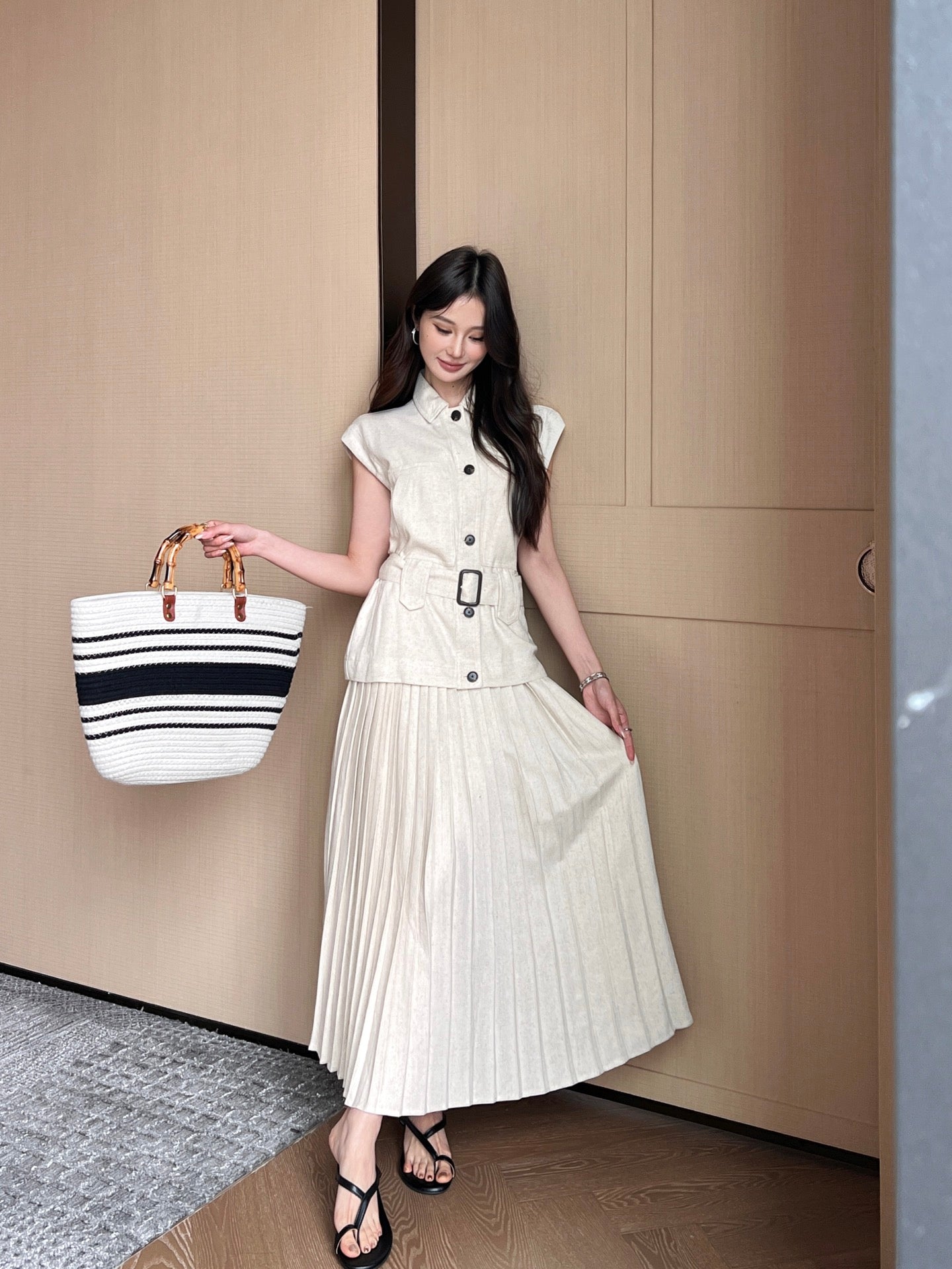 Lor*P belted vest + pleated skirt set