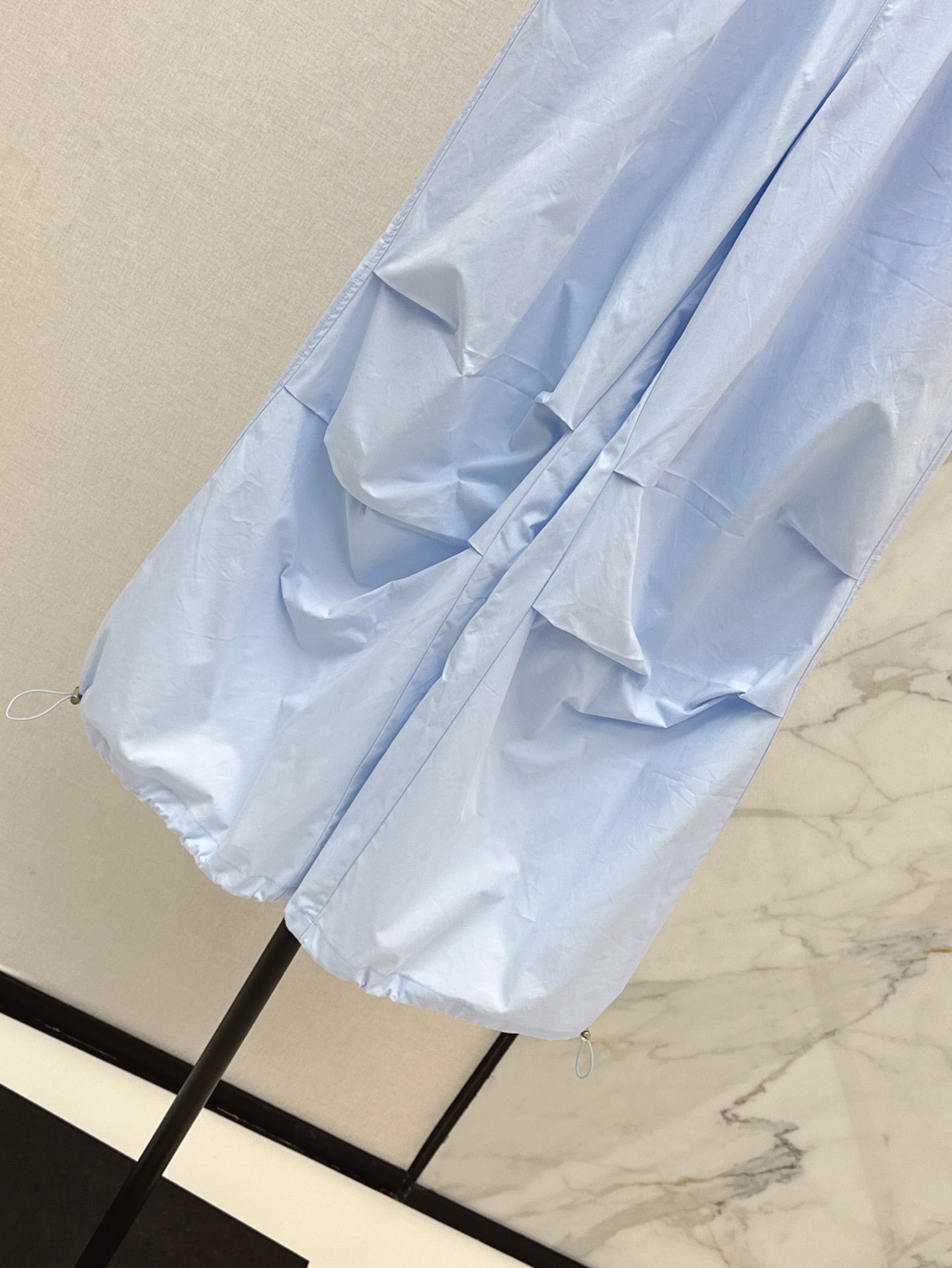 M*u 25ss cotton wide-leg cargo pants