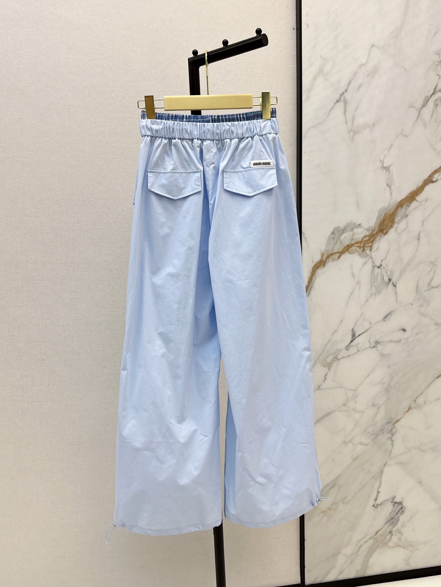 M*u 25ss cotton wide-leg cargo pants