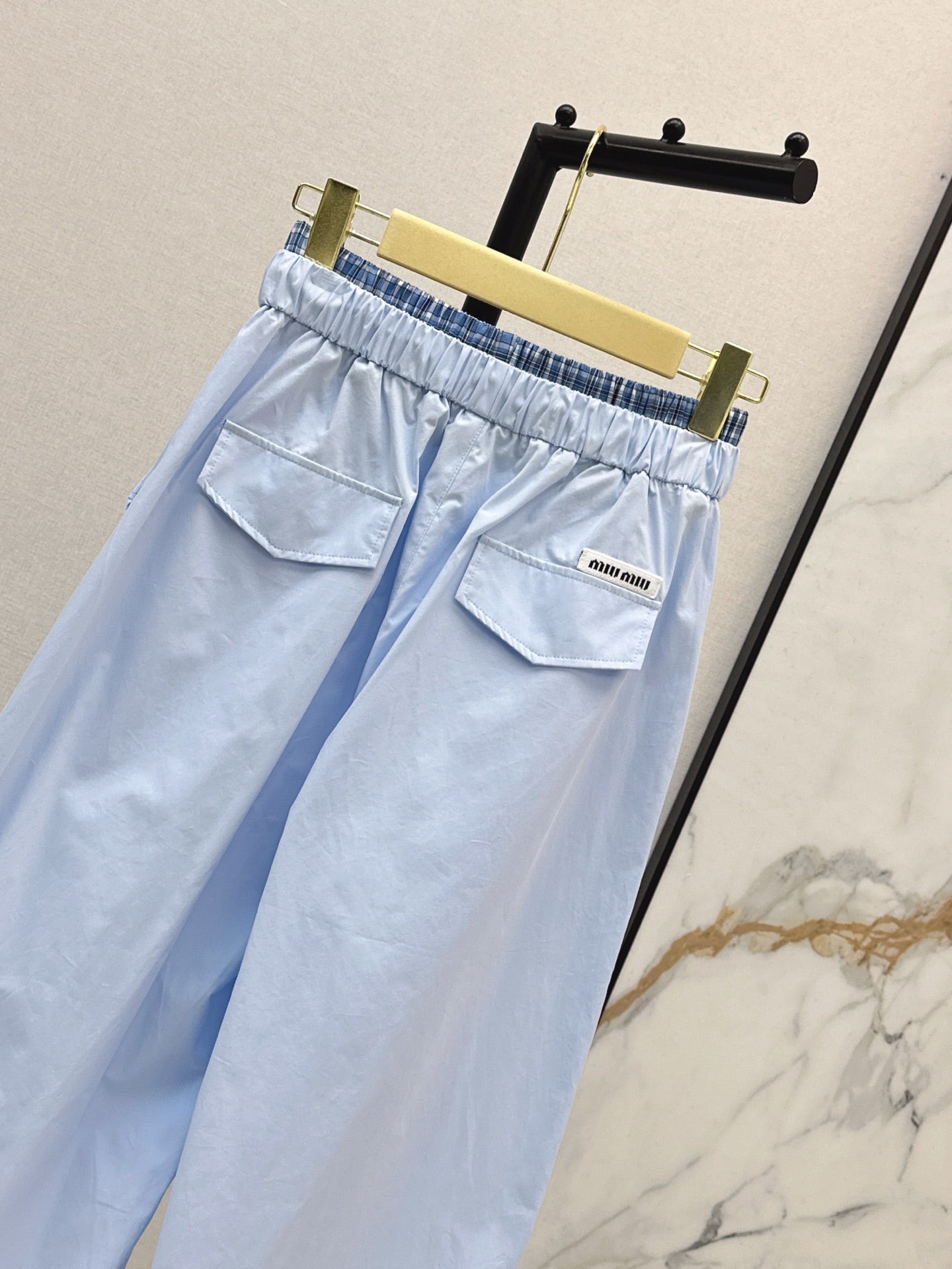 M*u 25ss cotton wide-leg cargo pants