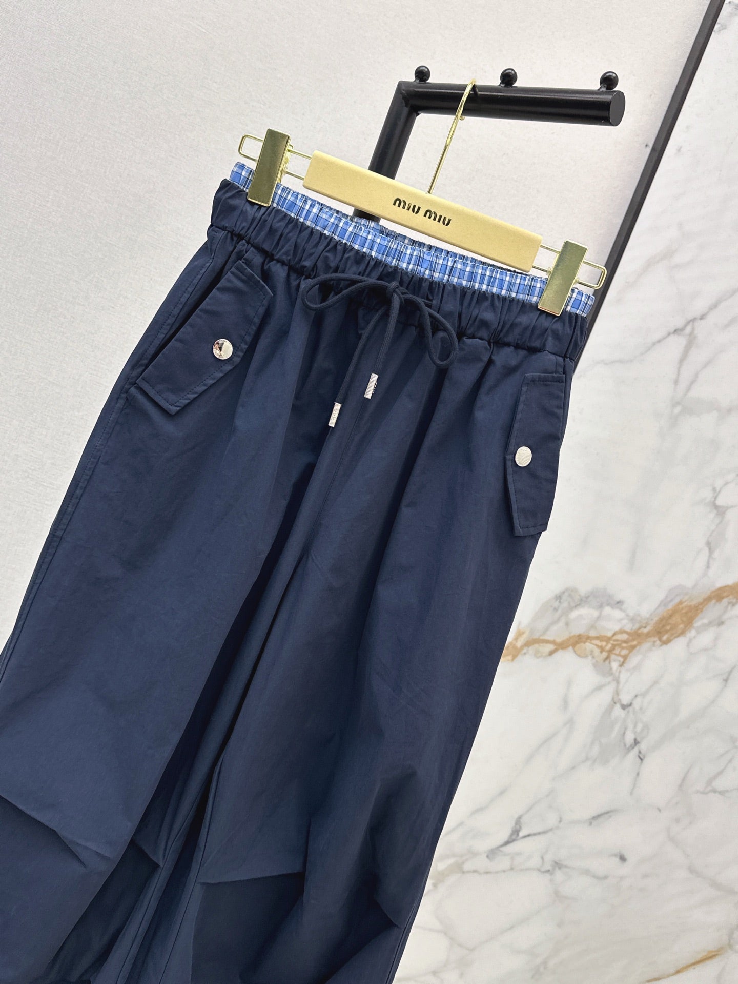 M*u 25ss cotton wide-leg cargo pants