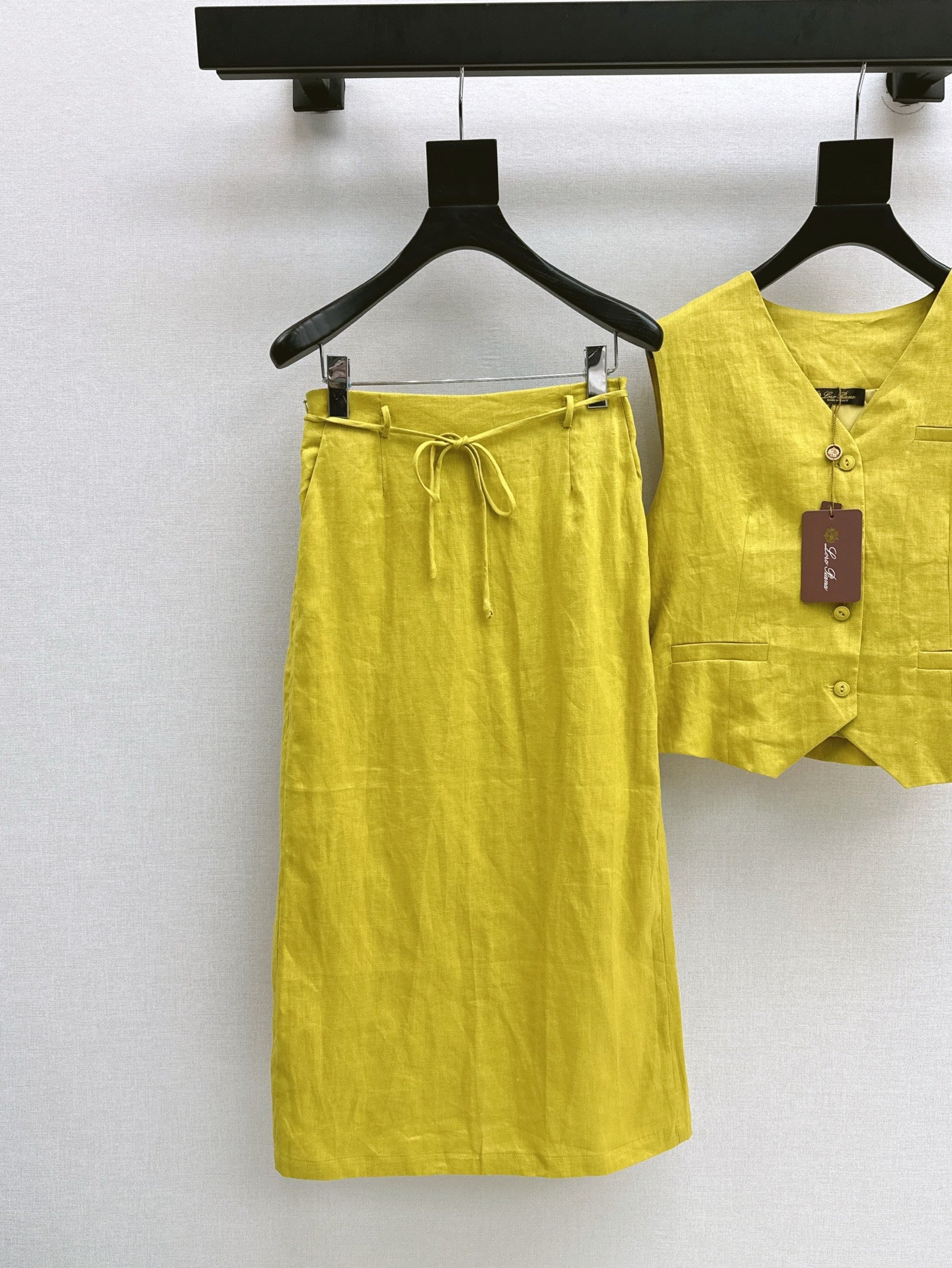Lor*P 25ss linen vest+skirt suit