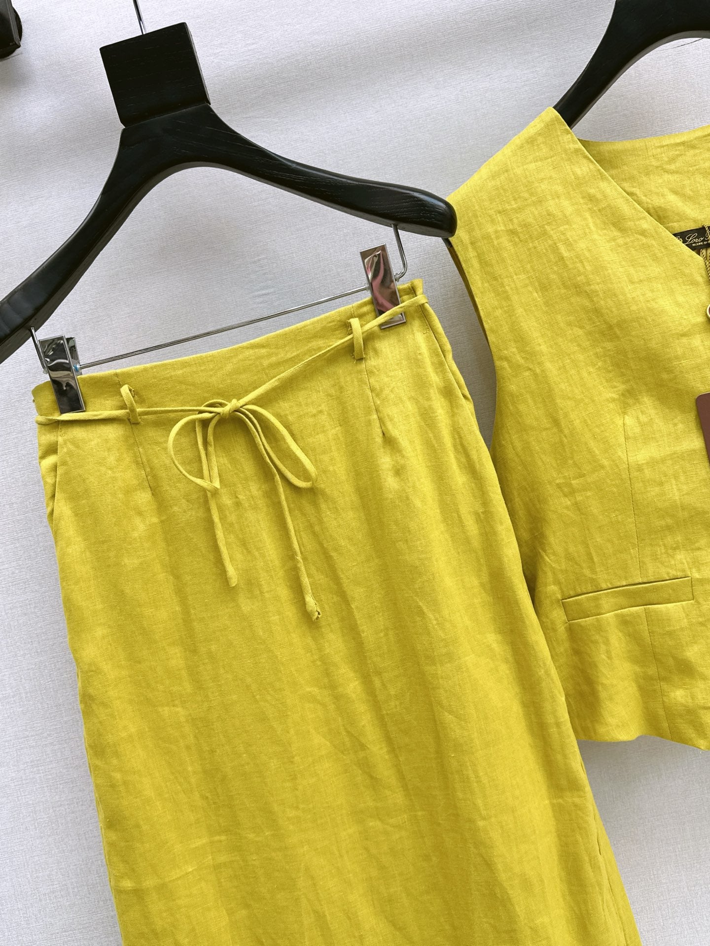 Lor*P 25ss linen vest+skirt suit