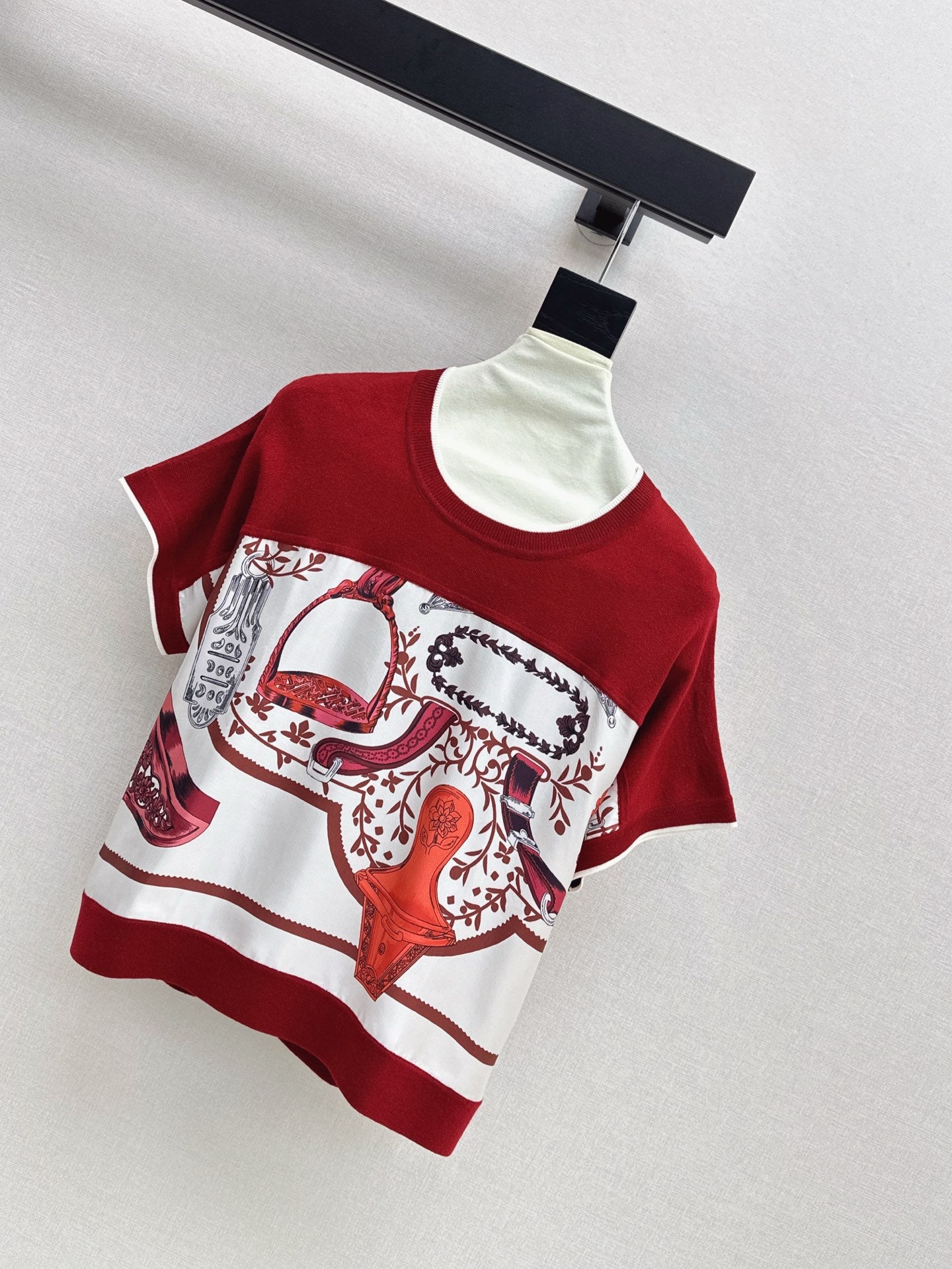 Herm* 25ss Stirrup printed twillaine T-shirt