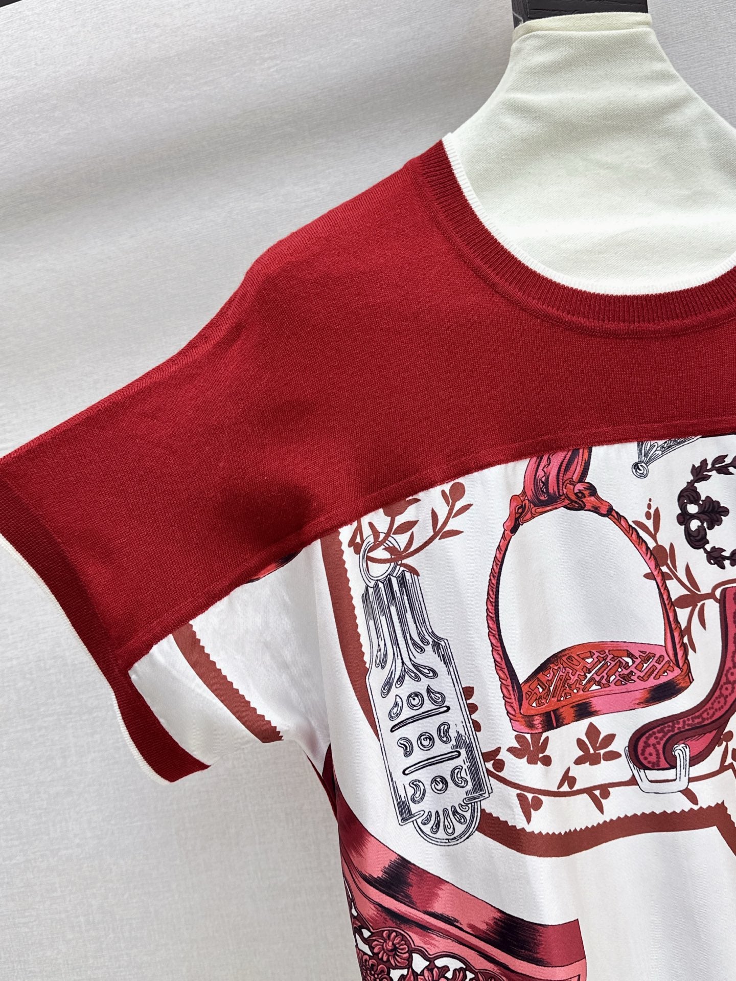 Herm* 25ss Stirrup printed twillaine T-shirt