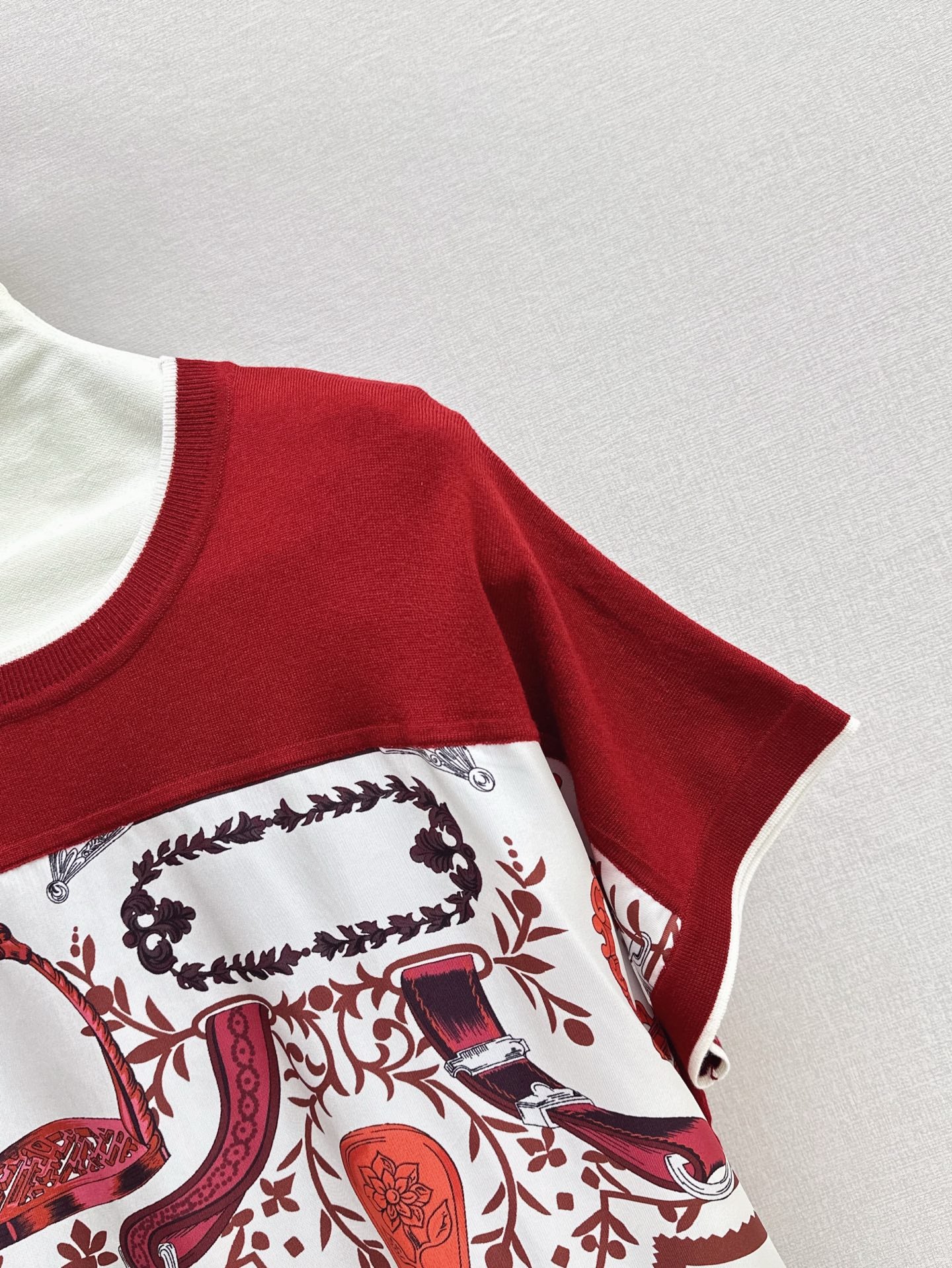 Herm* 25ss Stirrup printed twillaine T-shirt