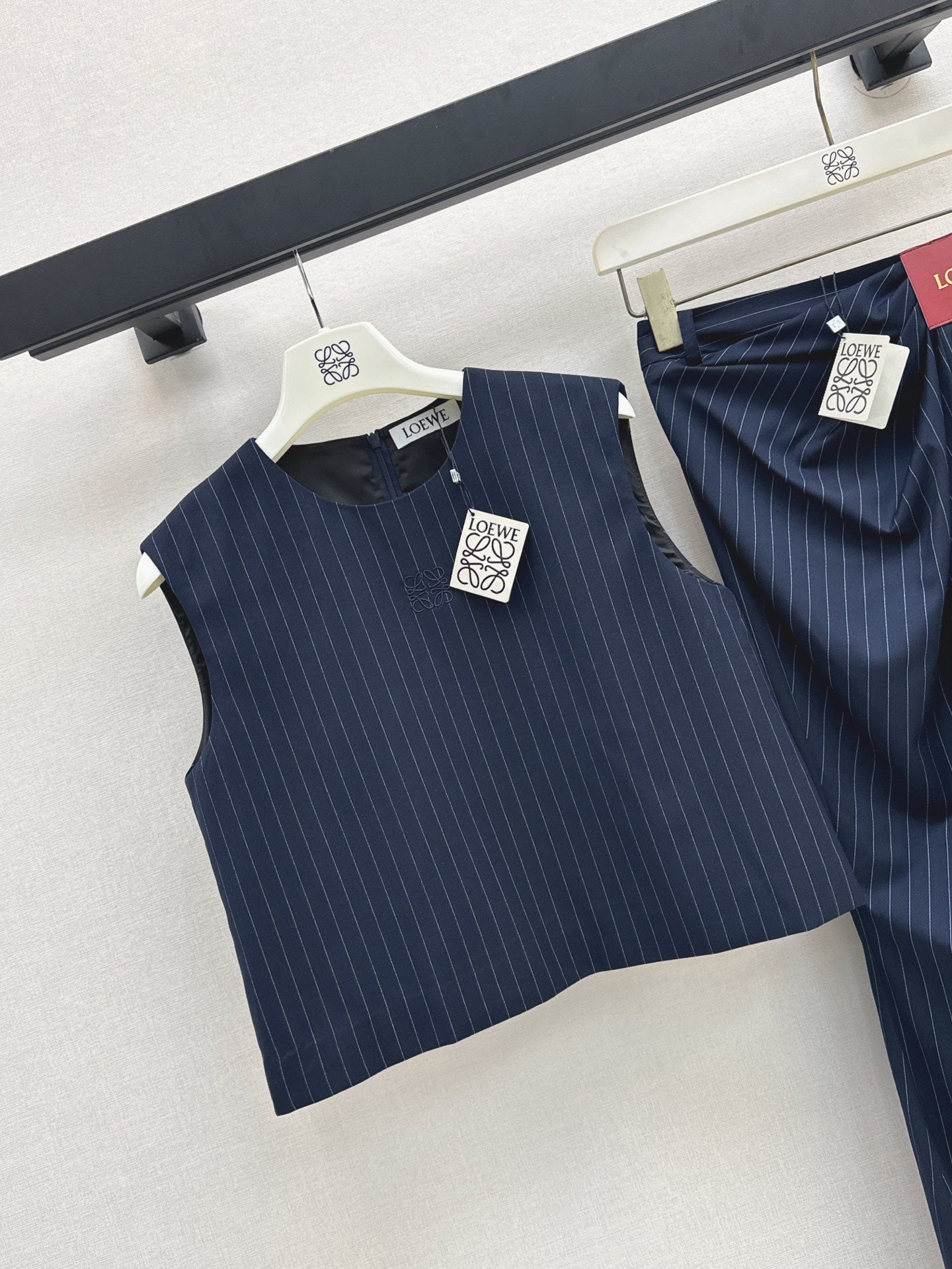Loe* 25ss Draped Striped Skirt Suit