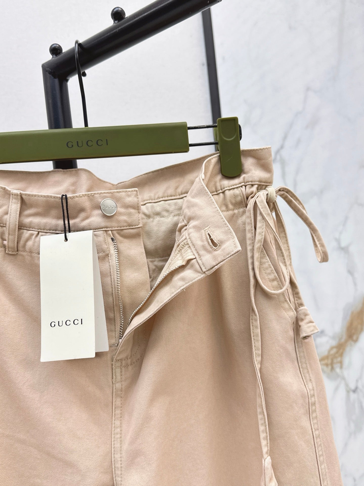 Gu* 25ss wide leg pants with tie sides