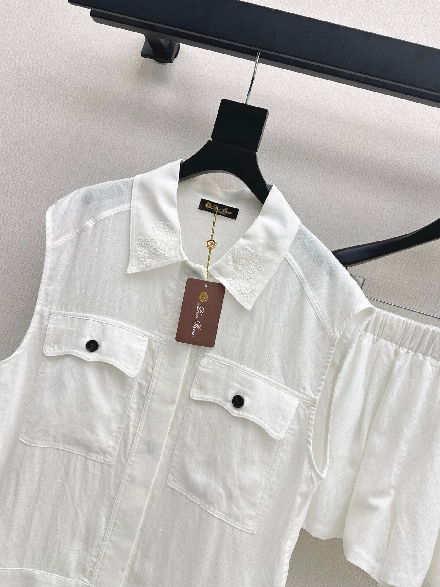 Lor*P 25ss embroidered linen vest suit