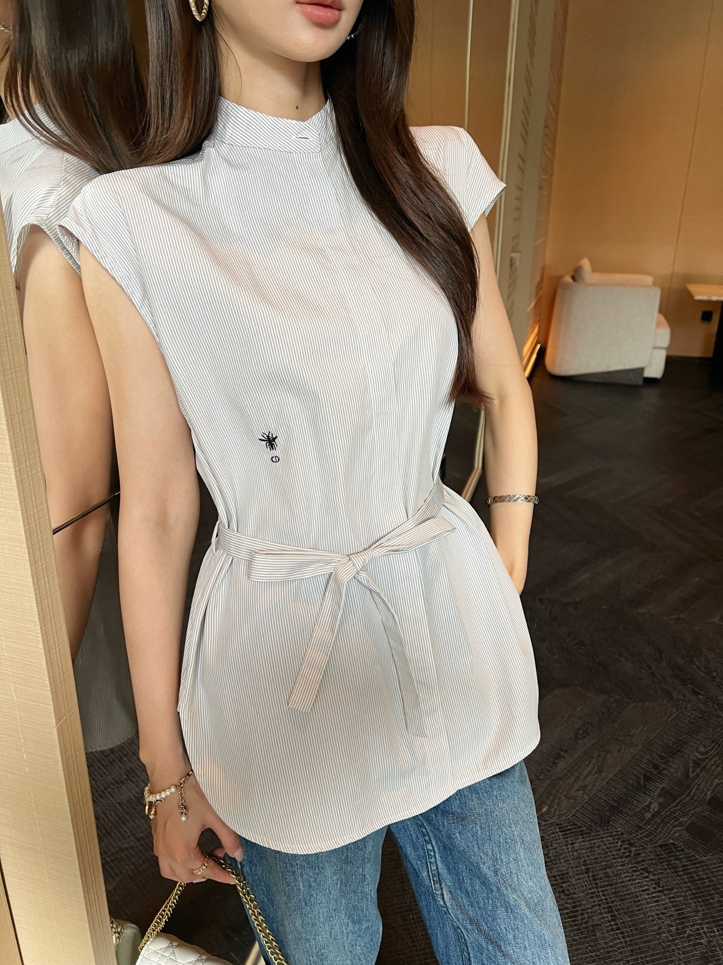 D*r 25ss sleeveless tied poplin blouse