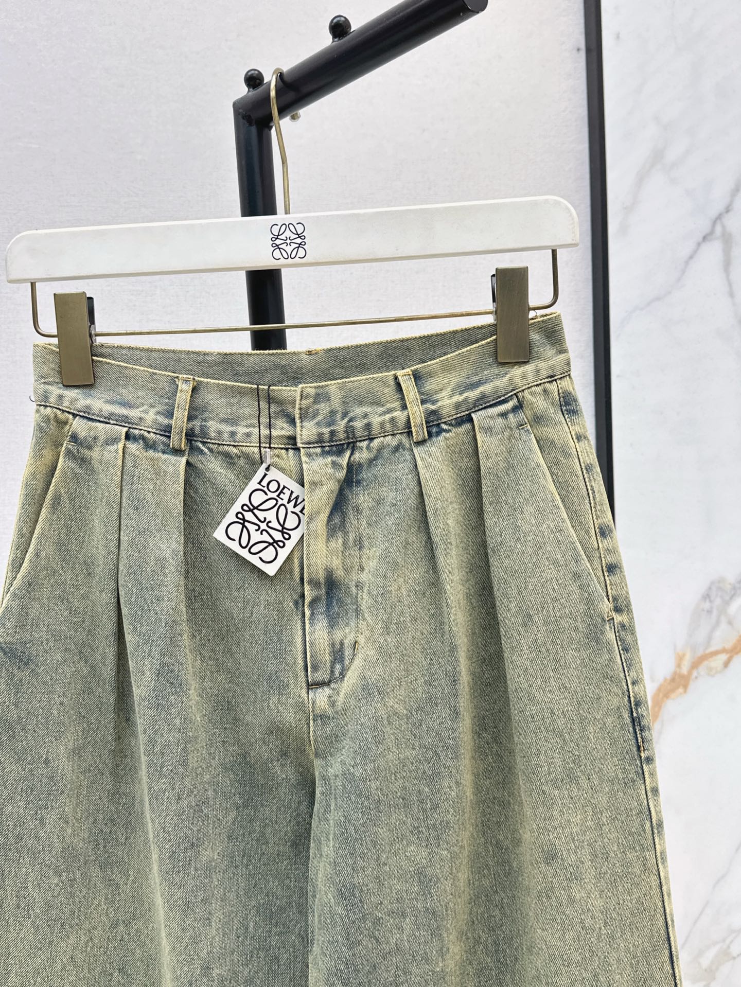 Loe* 25ss pleated front denim pants