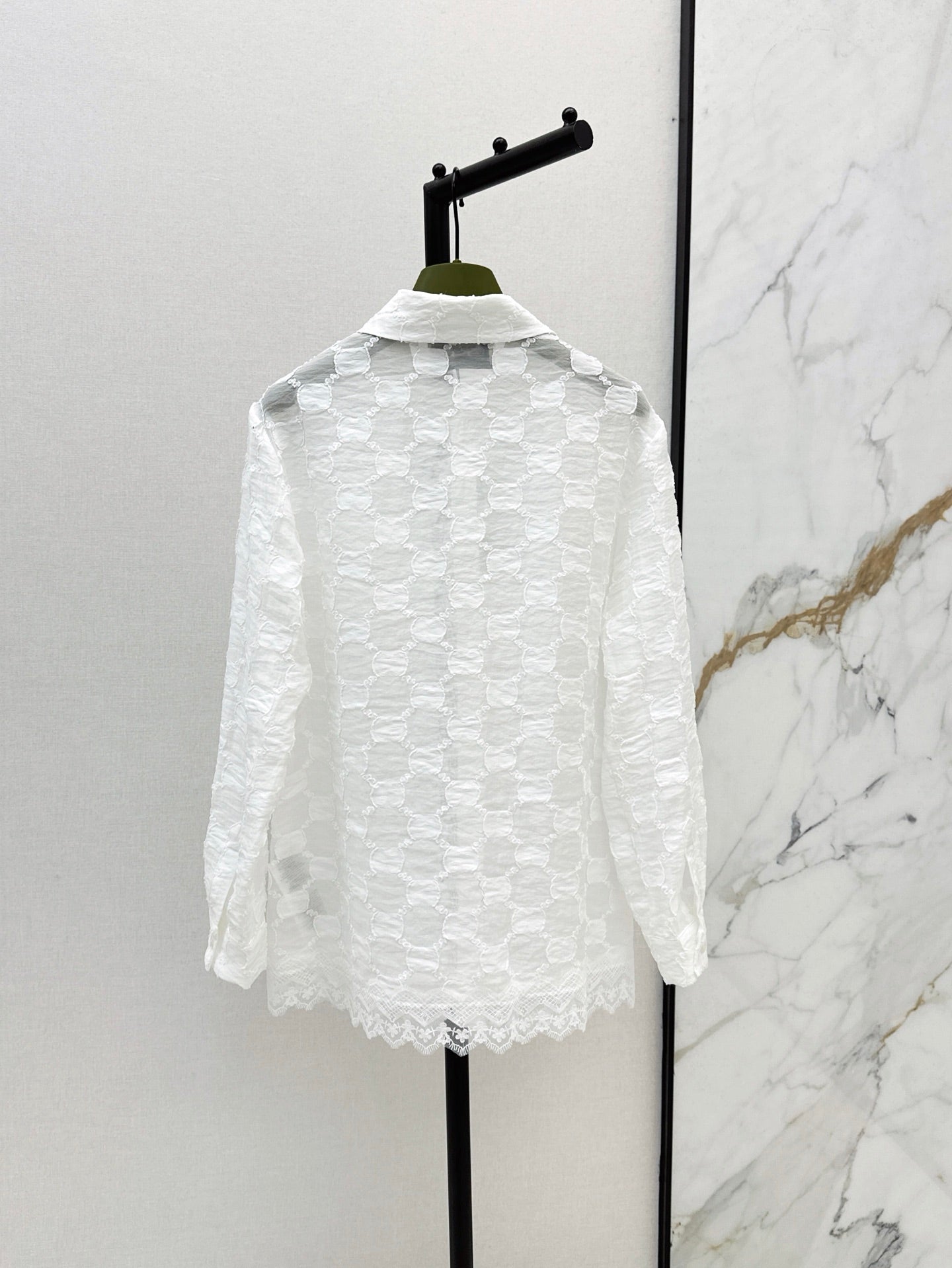 Gu* 25ss GG jacquard lace trim shirt