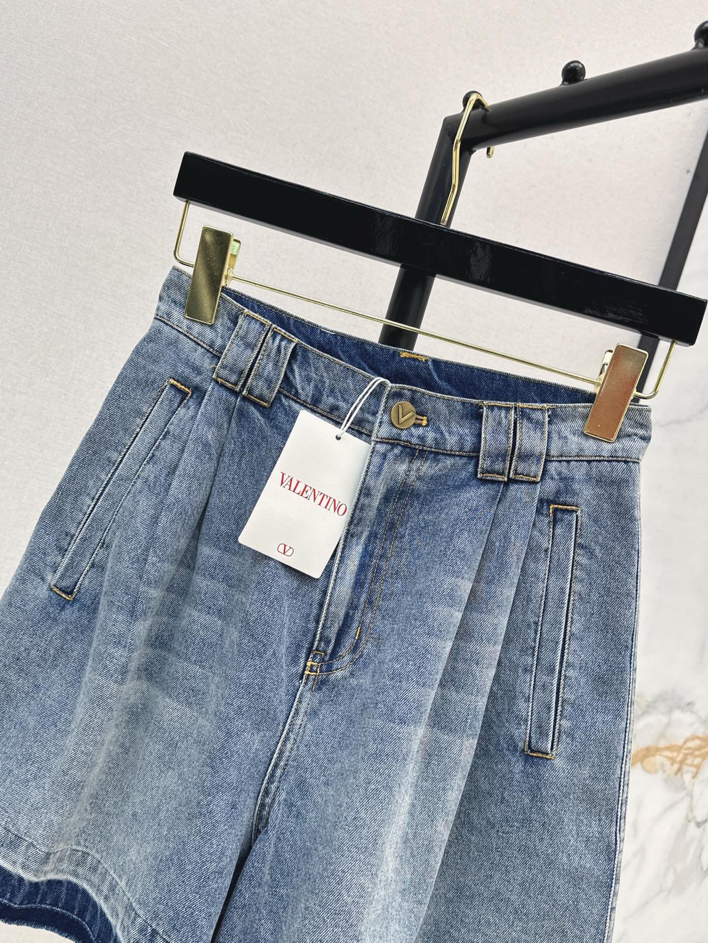 Valen* 25ss denim shorts