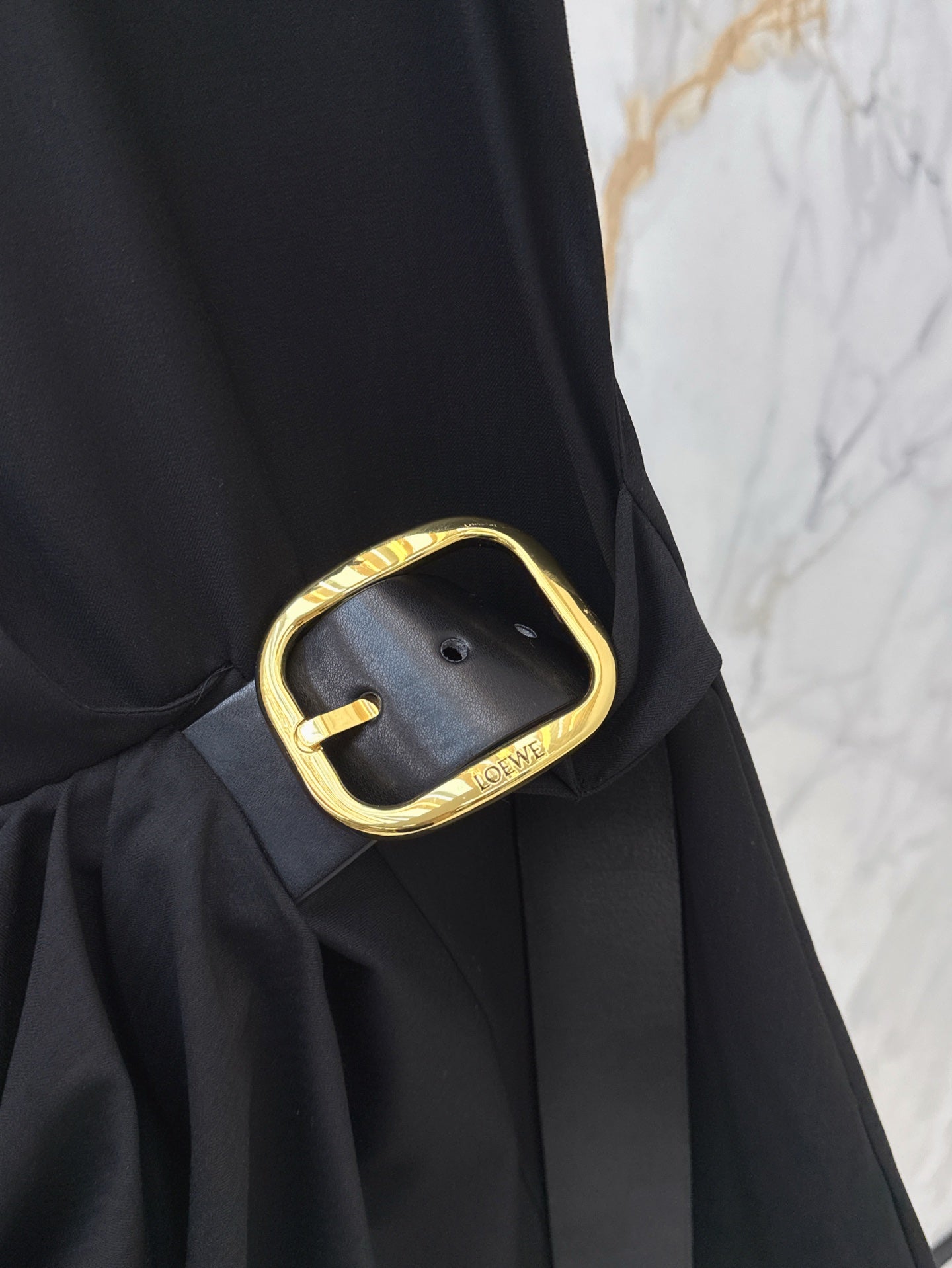 Loe* 25ss Asymmetric draping belted dress