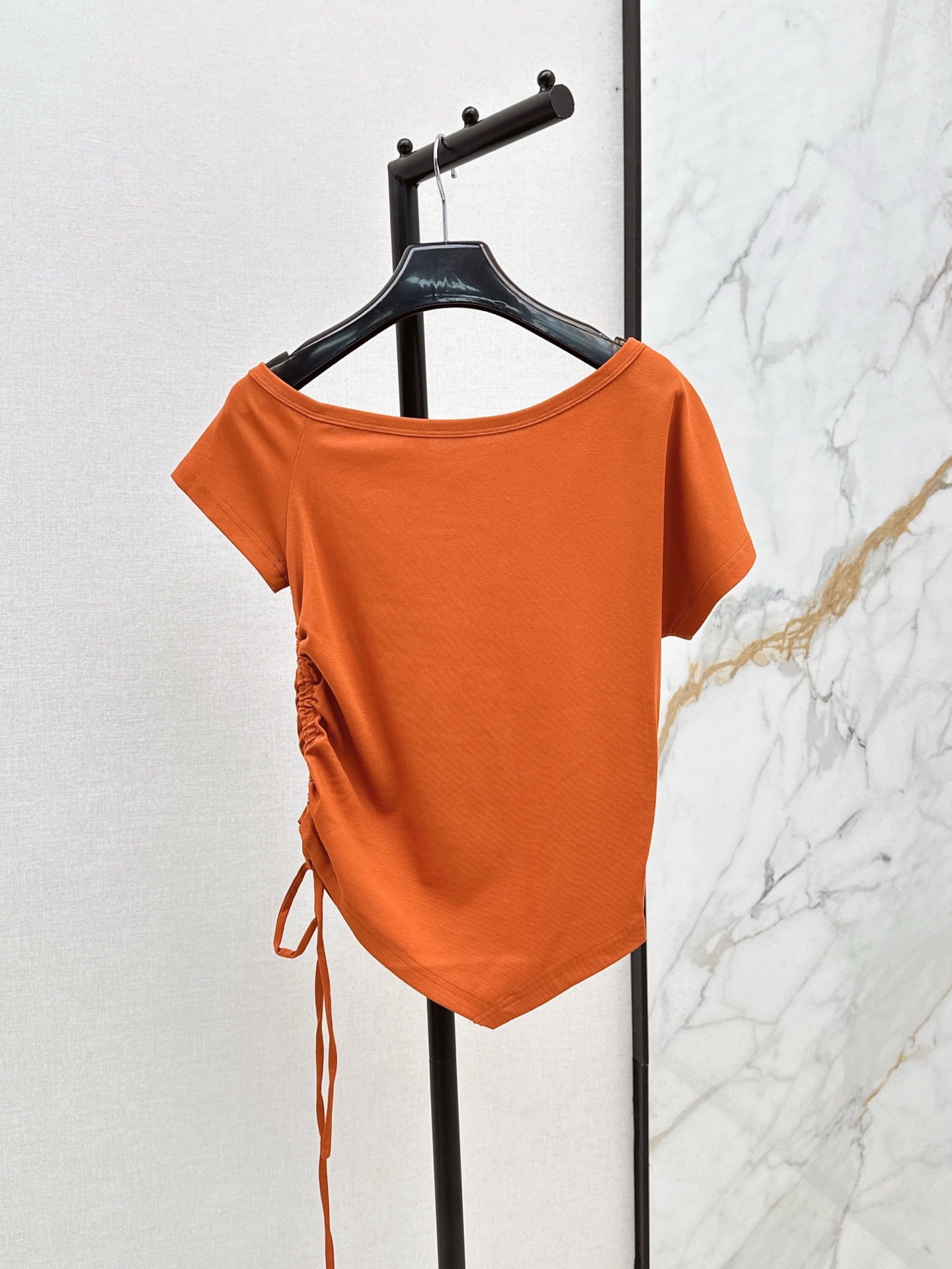 YS* 25ss Off-shoulder top
