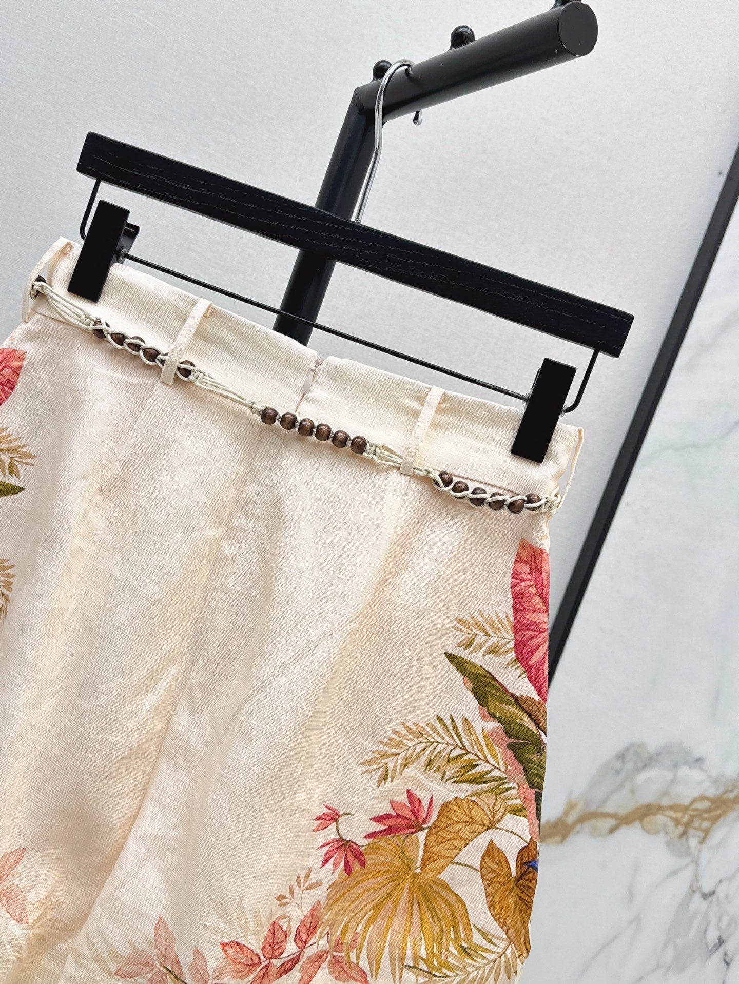 Zim* 25ss floral printed shorts