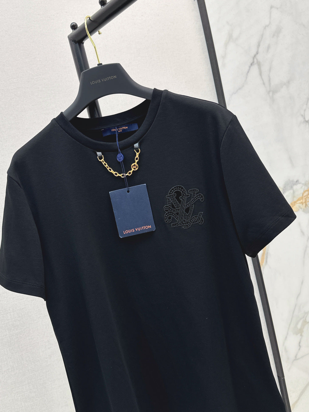 Loui* 25ss embroidered cotton t-shirt