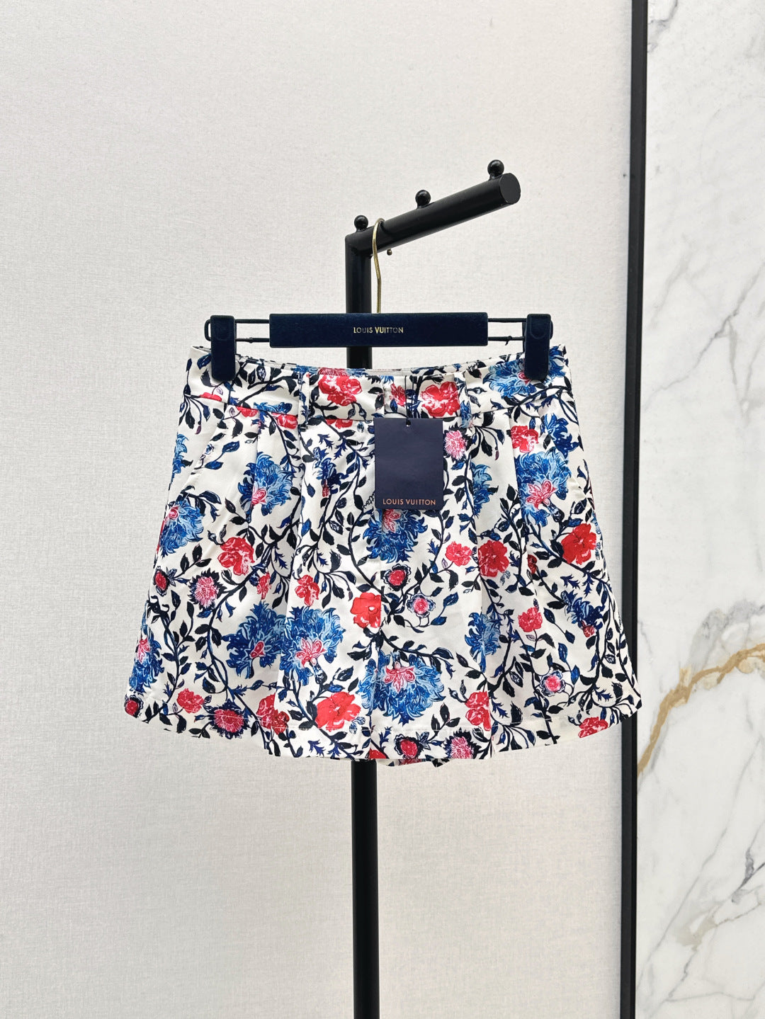 Loui* floral vine pajama shirt