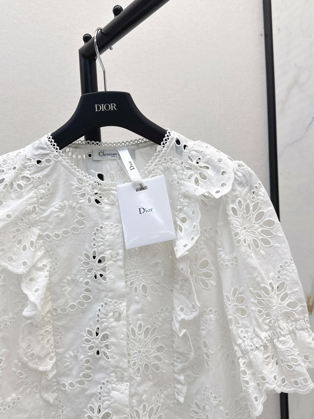 D*r new hollow embroidered shirt