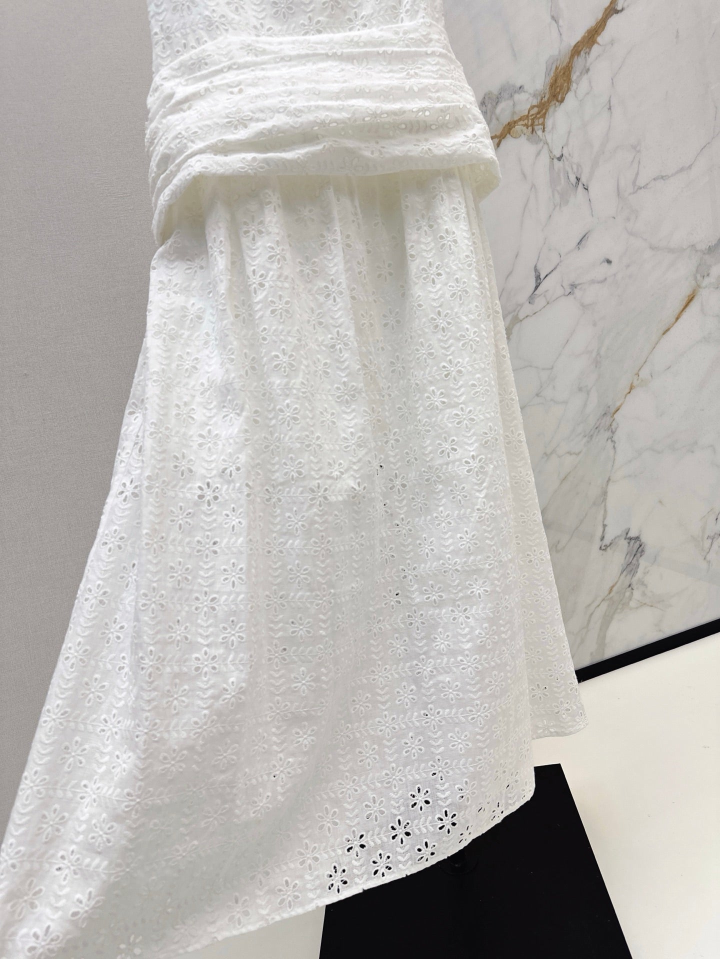 C*nel 25ss embroidered tube top dress
