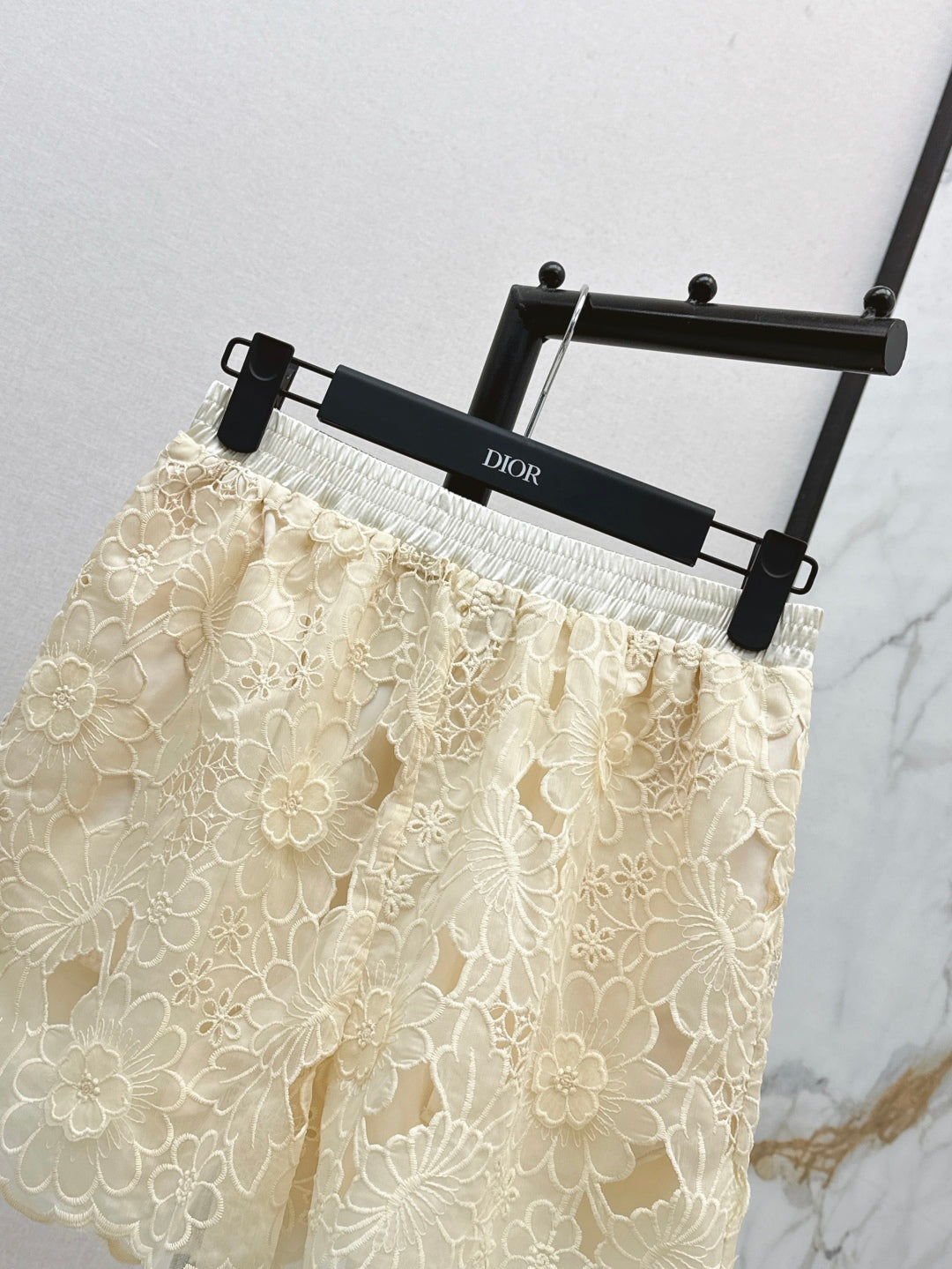 D*r 25ss embroidered shorts