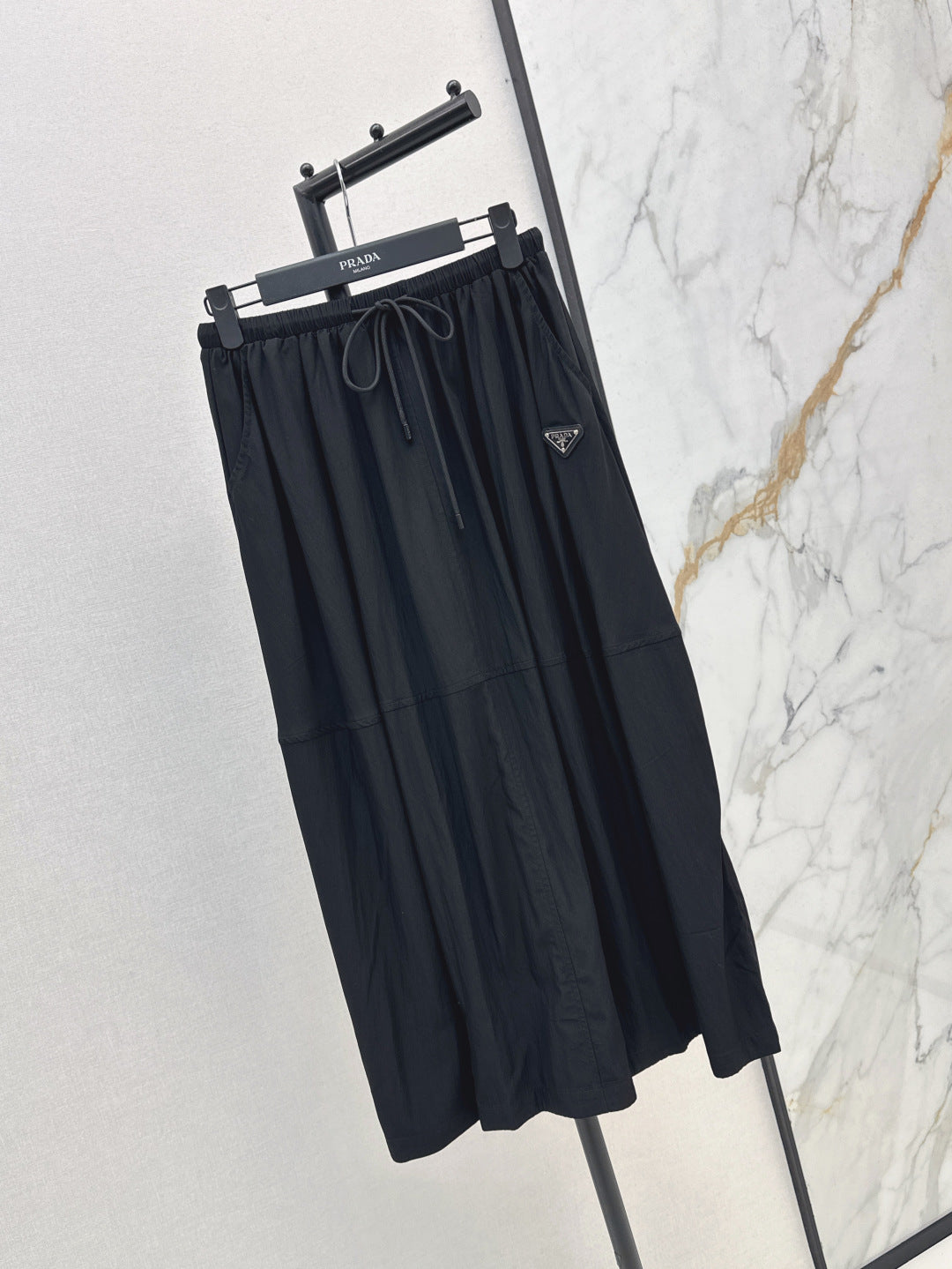 Pra* 25ss drawstring flared skirts
