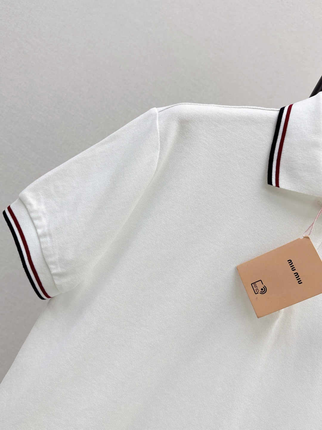 M*u 25ss embroidered polo shirt