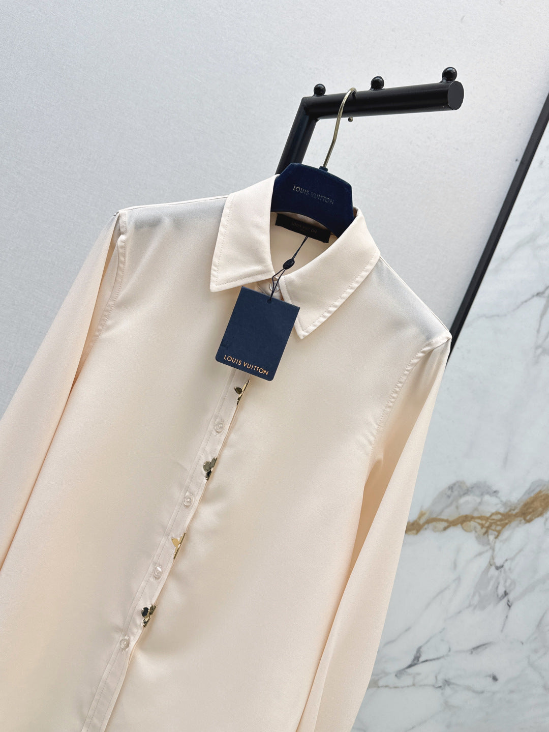 Loui* golden monogram flower accent shirt