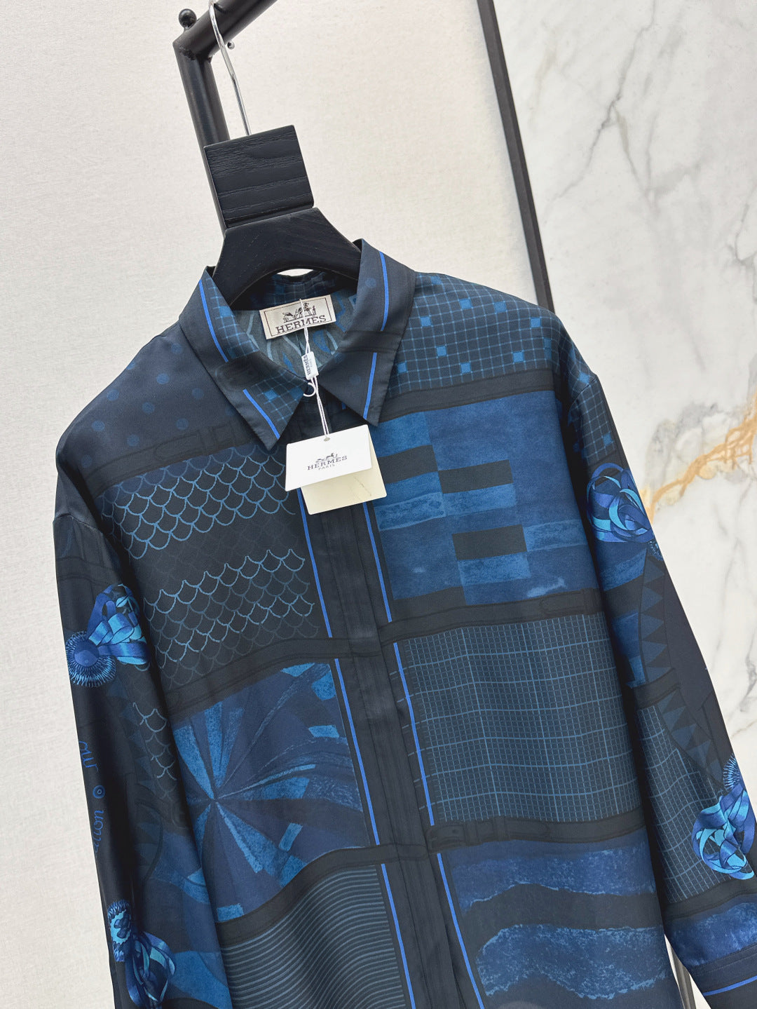 Herm* 25ss printed silk shirt