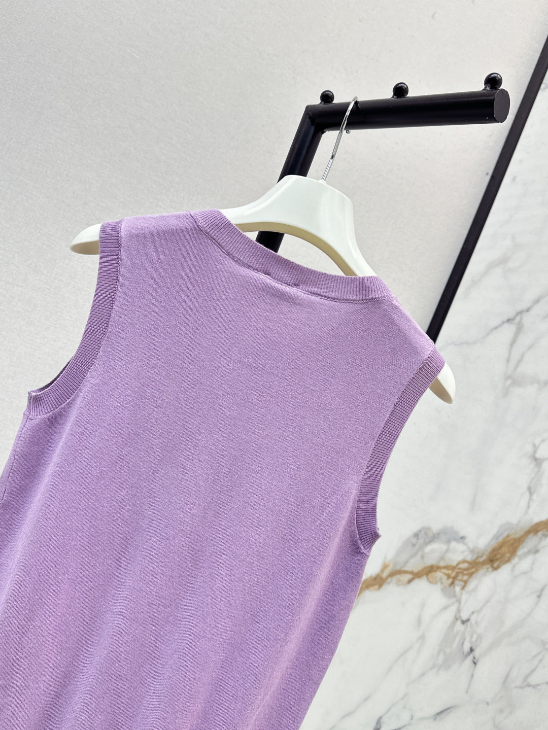 Loe* 25ss knit vest