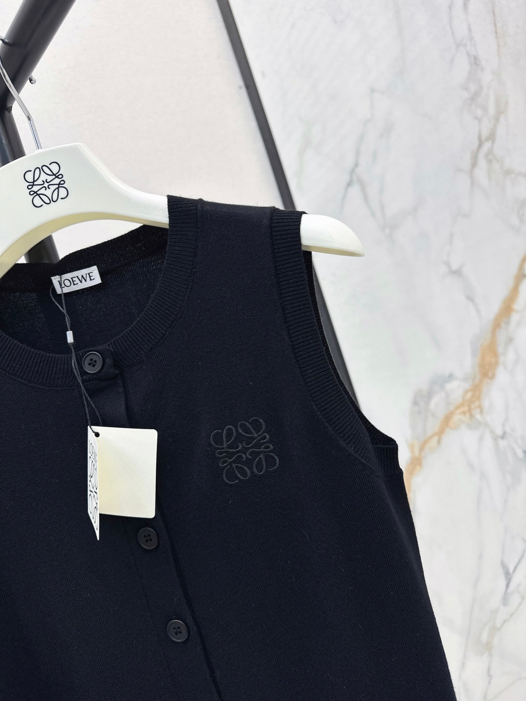 Loe* 25ss knit vest