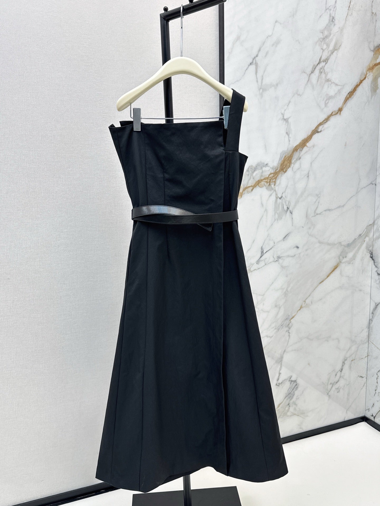 D*r 25ss Leather belt designer dress