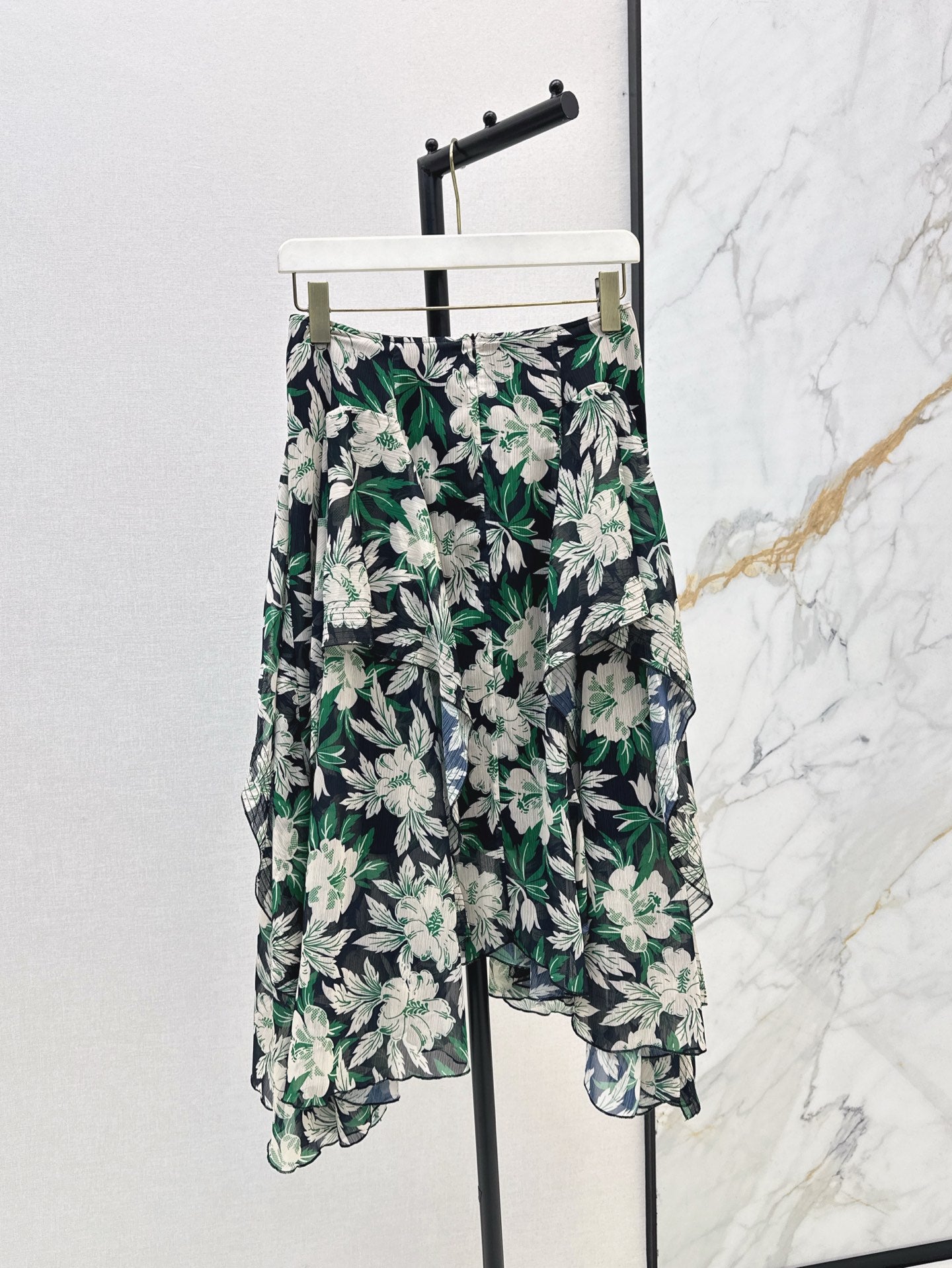 Loe* 25ss Floral print irregular layered skirt