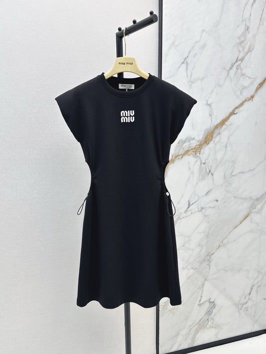 M*u 25ss Embroidered drawstring waist dress