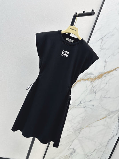 M*u 25ss Embroidered drawstring waist dress