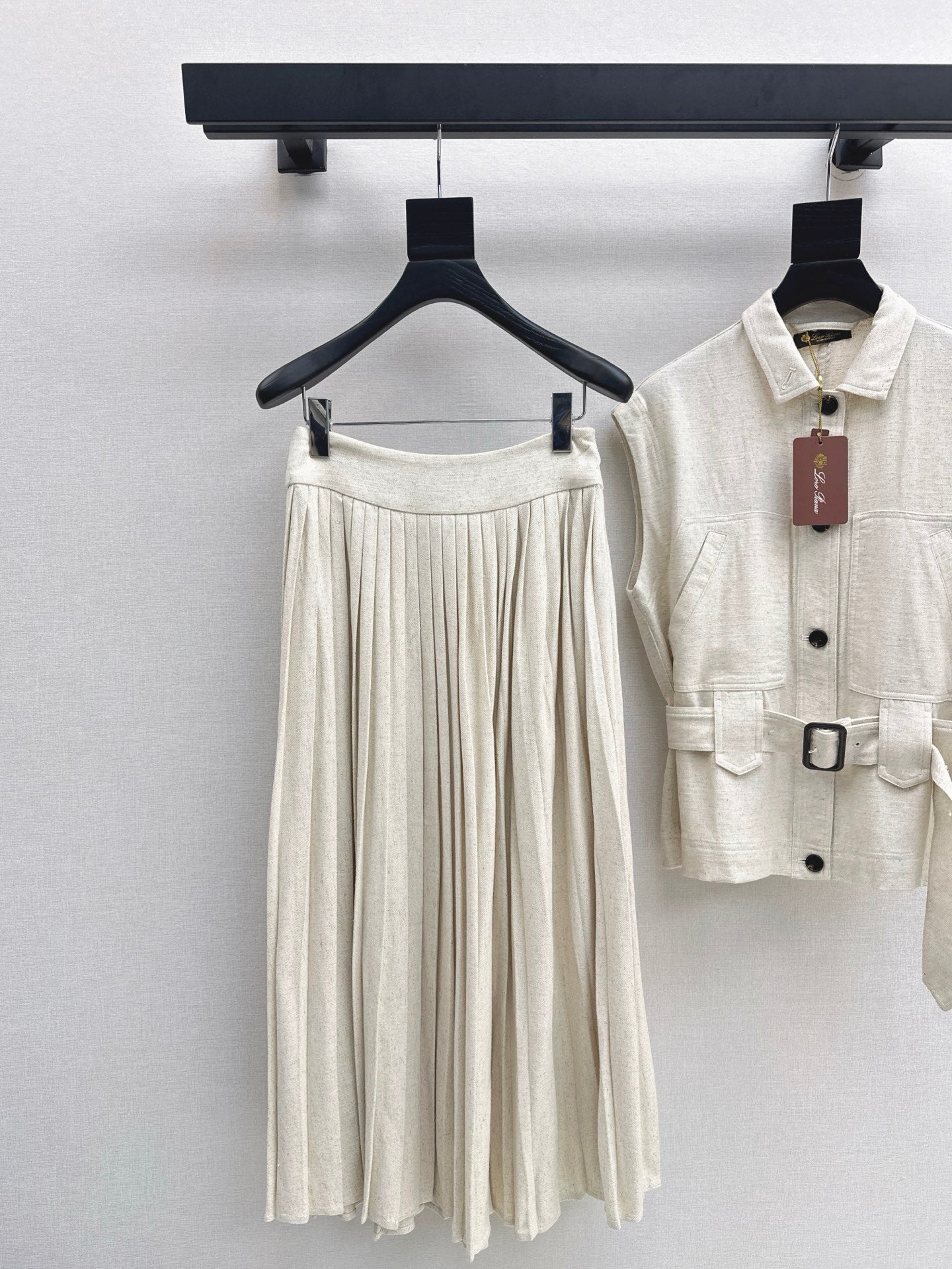 Lor*P belted vest + pleated skirt set