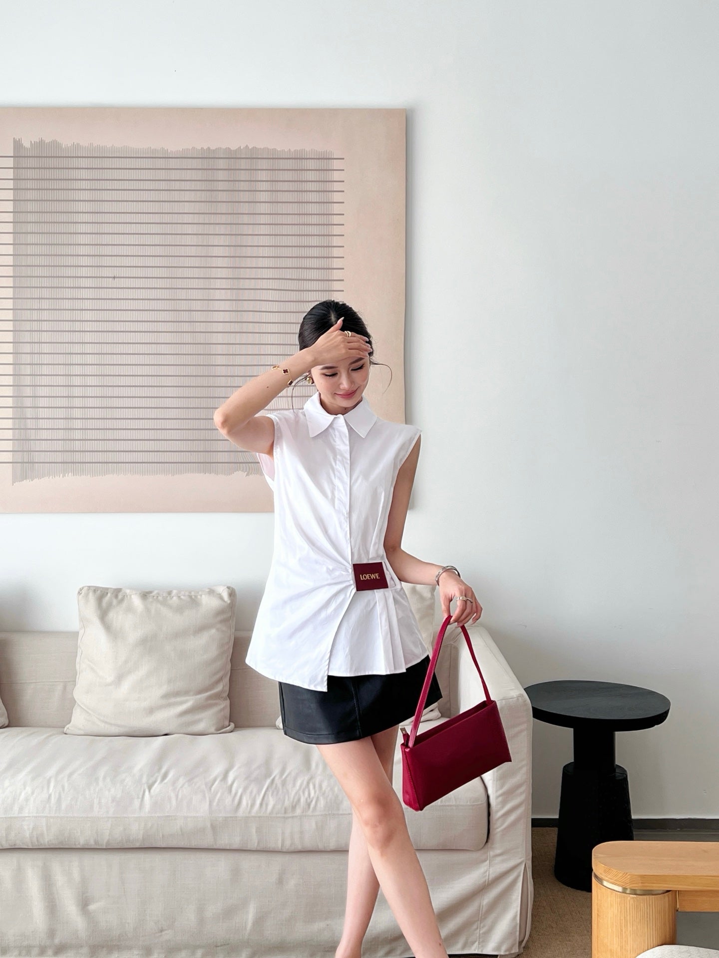 Loe* 25ss Draped sleeveless shirt in cotton