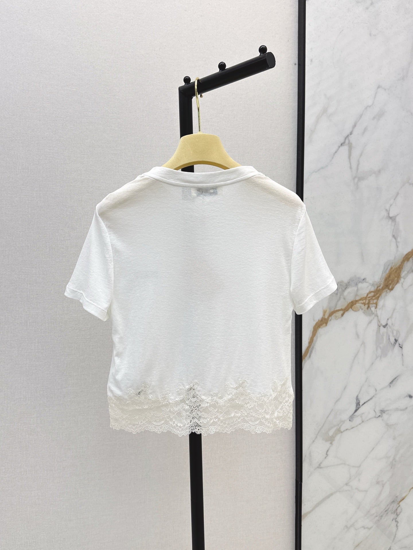 M*u 25ss lace cropped t-shirt