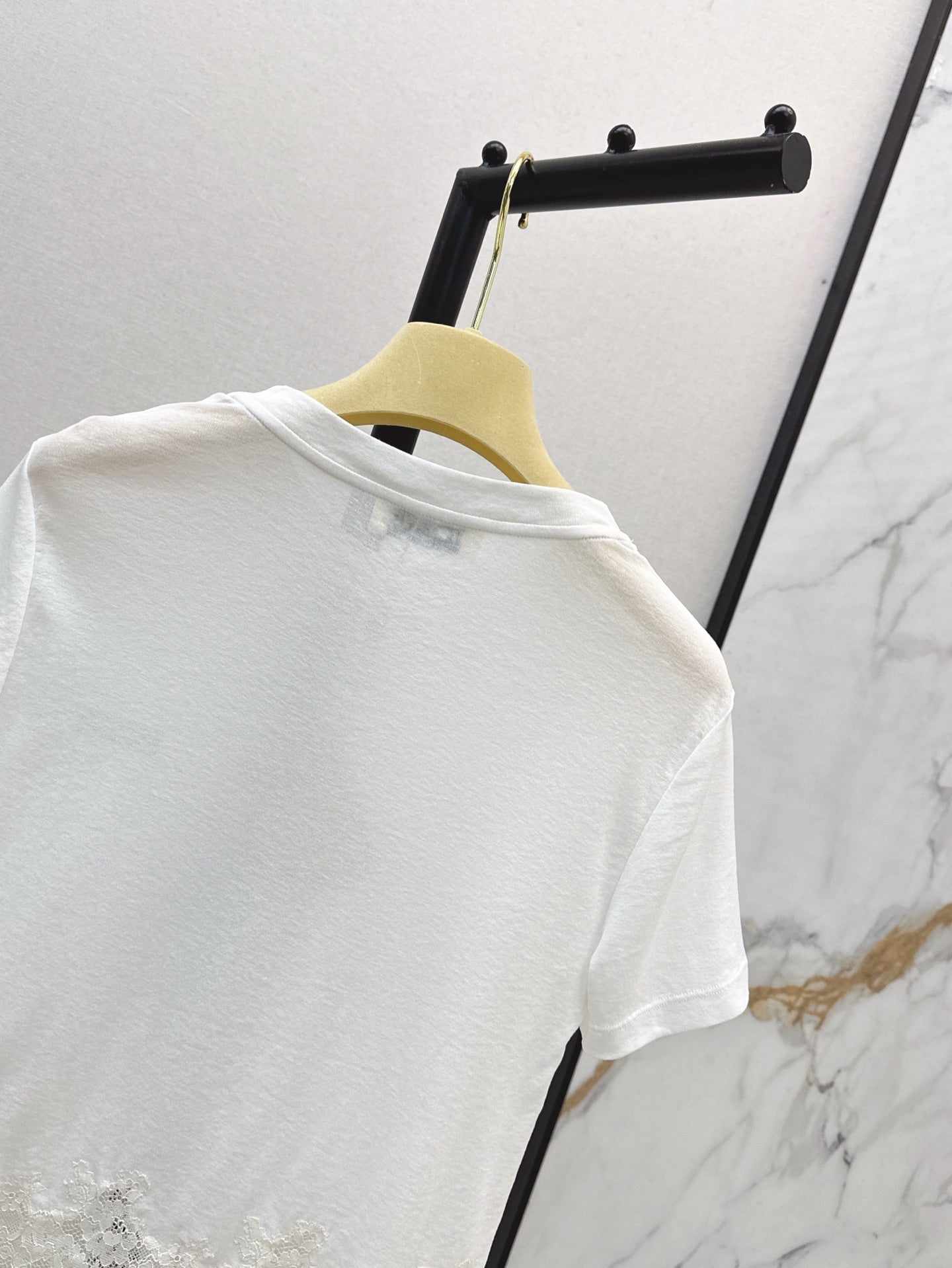 M*u 25ss lace cropped t-shirt