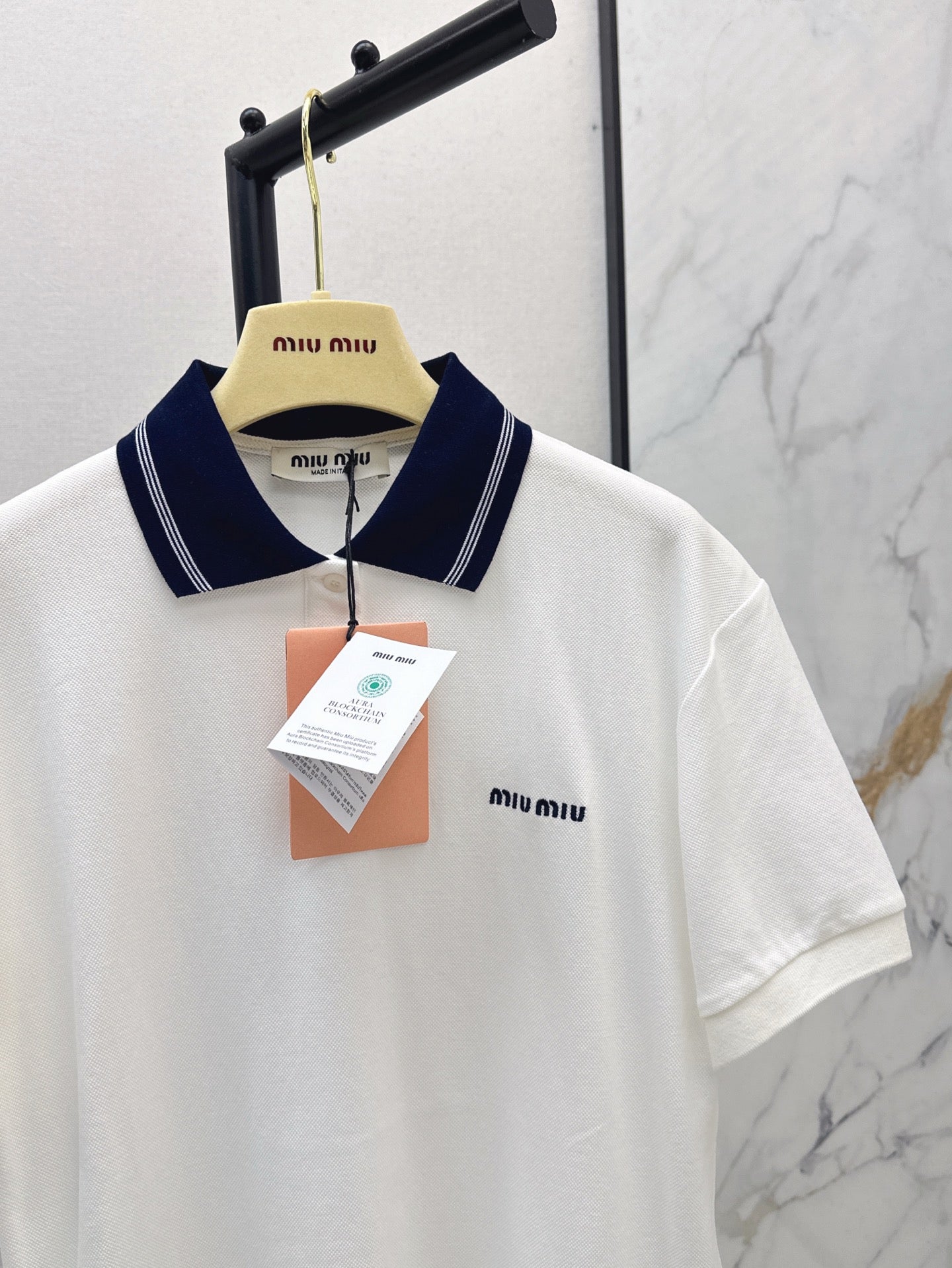 M*u 25ss logo embroidered polo shirt