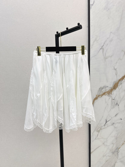C*nel 25ss lace trim flared skirt