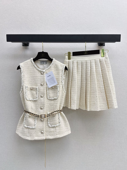 C*nel 25ss sleeveless braided vest and pleated skirt suit